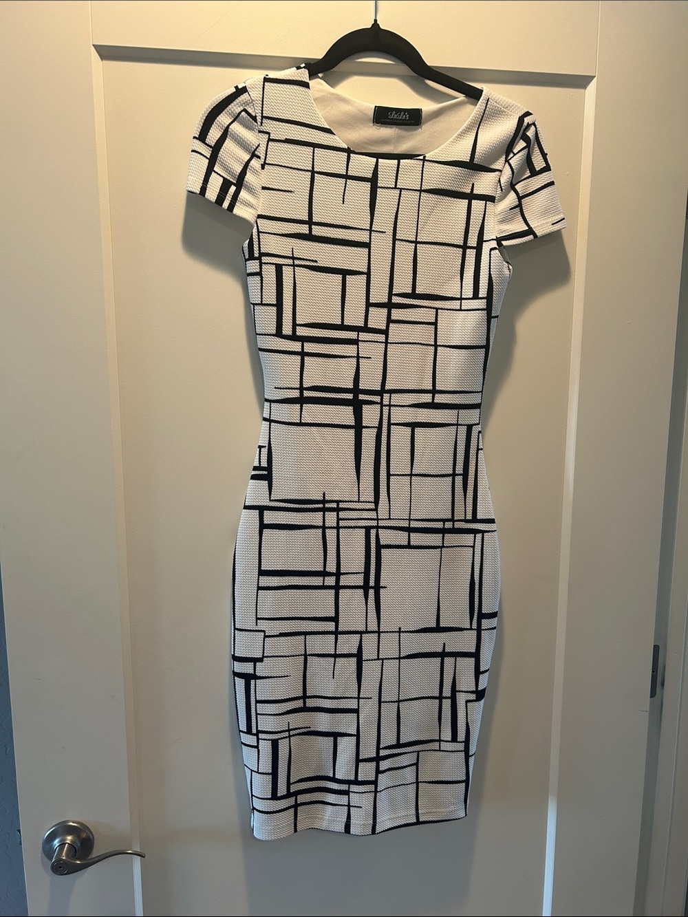 Lulu's White Midi Dress with Black Geometric Grid